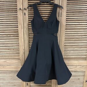 Black Bouffant Short Dress Size 4 Homecoming Cocktail Party Dress